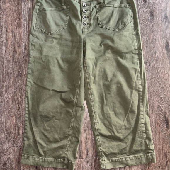 Torrid size 14 olive green pants - Picture 6 of 8